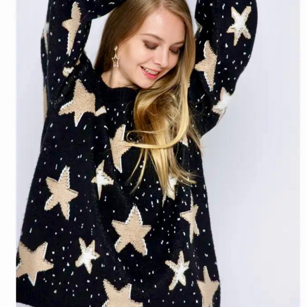 B Collection by Bobeau Black Cream Mock Neck Sweater with Star Pattern Medium.
